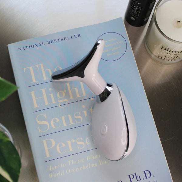 SkinGlow+ Pro™  Micro-massage device for face lifting